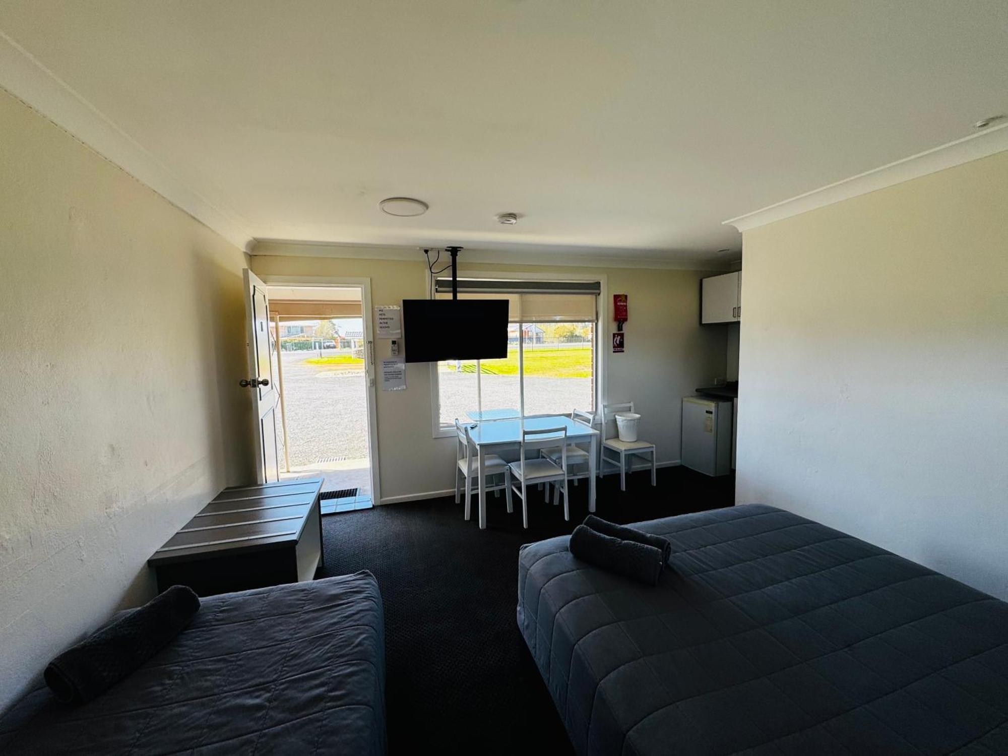 Altona Motel Uralla エクステリア 写真